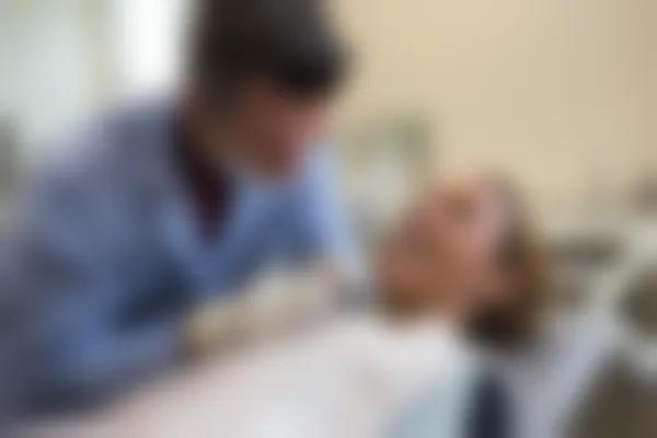 湖南邵阳大众芙蓉口腔医院为您提供地包天的专業治疗，现优惠仅需4800元起，原价6800元起，助您轻松拥有迷人笑容！