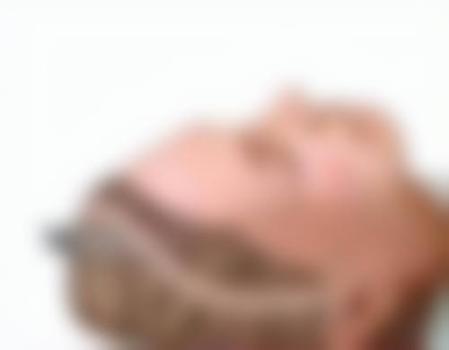 假体隆胸喂奶是否下垂？预防措施来帮忙