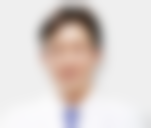 揭秘去眼袋副作用之下睑形态异常