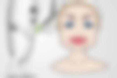 黄瓜贴眼袋真能消眼袋吗？选择靠谱医院改善眼袋的注意事项