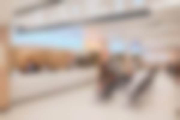 七、广州市荔湾中 心医院医学美容科价格表：（仅供参考）