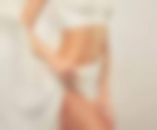 还在纠结祛眼袋泪沟哪种眼霜效果好？这些含核心成分的眼霜，消肿紧致一步到位！ 