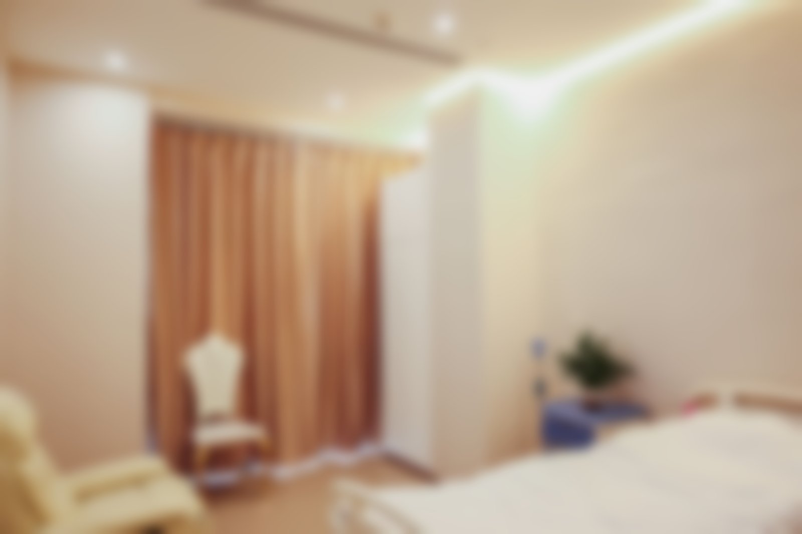 上海市尹轩羽和王衡健哪个好？总结