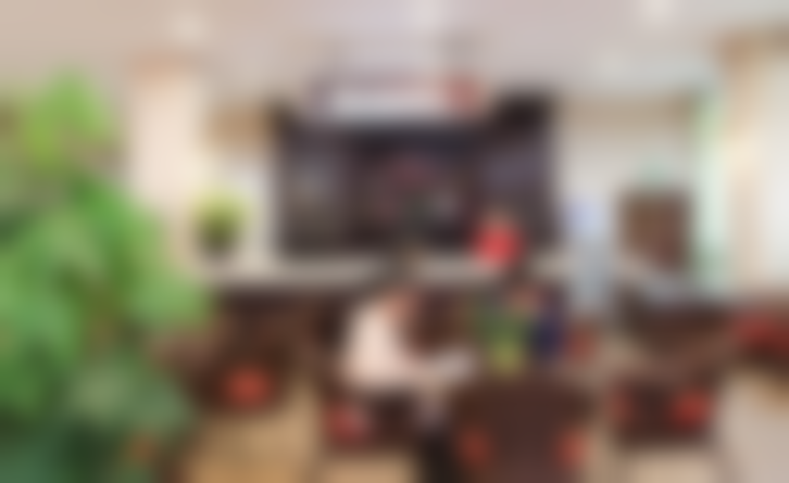 深圳华侨医院医疗美容科严友才属于什么级别？主任医师擅巨乳缩小与腹壁整形 