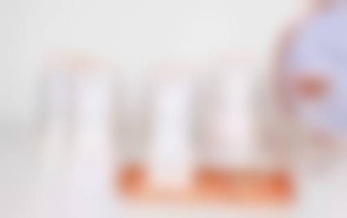 隆胸手感与真胸差异之影响因素——手术与修复