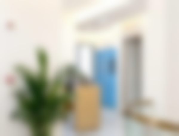 三、武汉加贝医疗美容门诊部医生介绍: